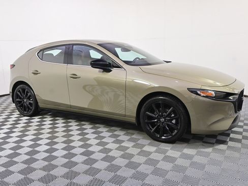 Certified 2025 MAZDA MAZDA3 Carbon image 8