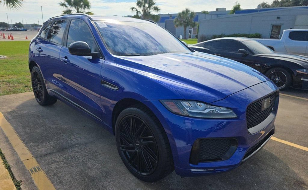 Used 2019 Jaguar F-PACE S AWD/4WD image 3