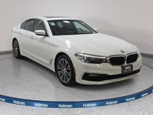 Used 2018 BMW 530i xDrive AWD/4WD image 4