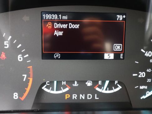 Used 2022 Ford Escape SEL FWD image 18