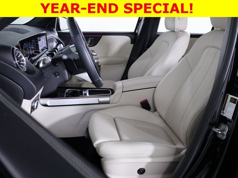 Certified 2025 Mercedes-Benz GLB 250 4MATIC image 34