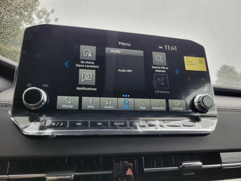 New 2025 Mitsubishi Outlander SE image 17