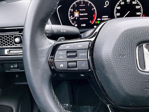 Used 2025 Honda Civic Sport image 17