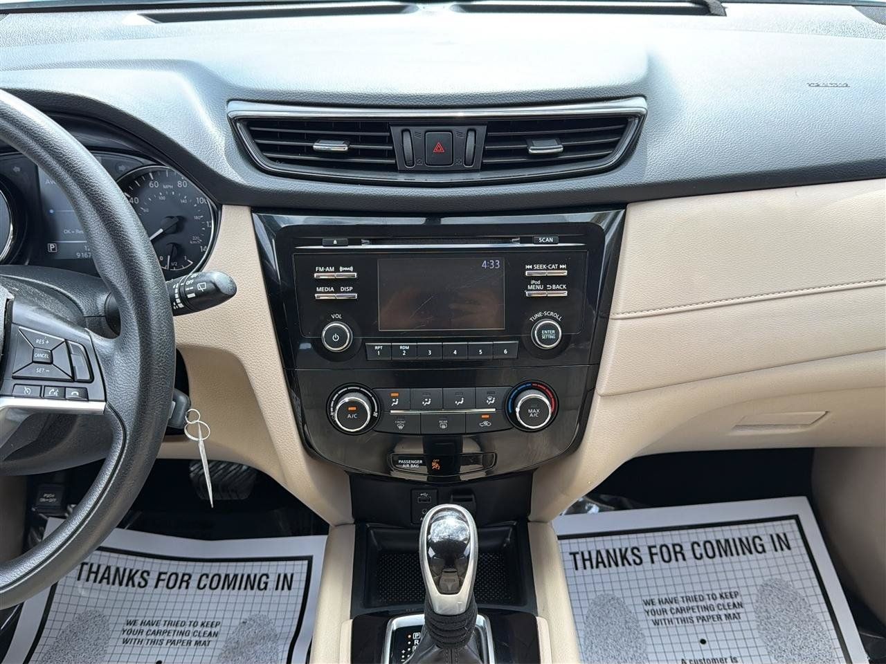 Used 2017 Nissan Rogue S AWD/4WD image 18