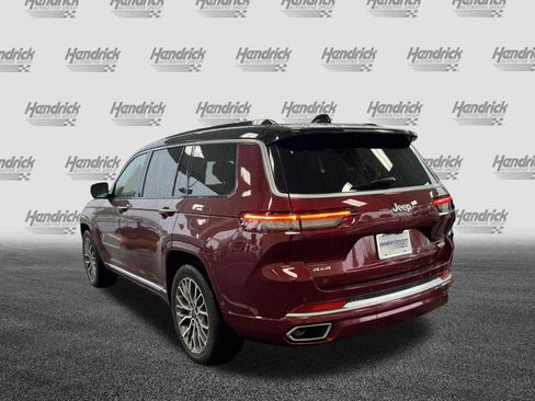 Used 2024 Jeep Grand Cherokee L Summit AWD/4WD image 9