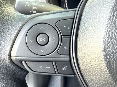 Certified 2026 Toyota Corolla Cross L FWD image 29