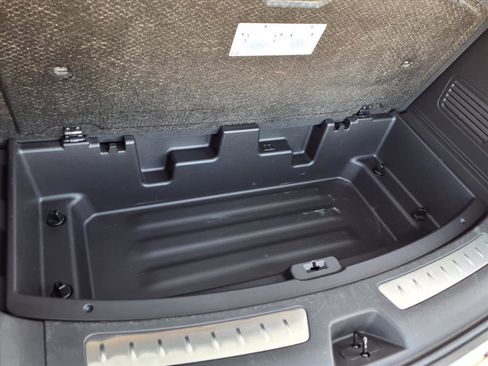 Used 2023 Buick Enclave Essence image 31