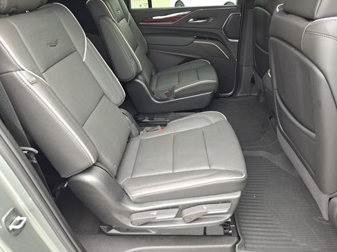 Certified 2024 Cadillac Escalade ESV Premium Luxury image 14