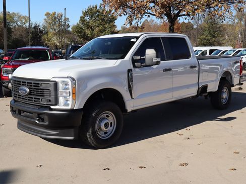 Used 2023 Ford F250 XL image 10