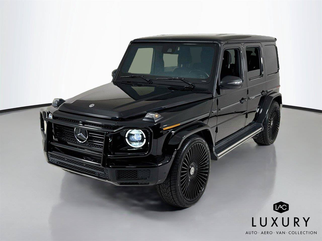 Used 2022 Mercedes-Benz G 550 image 3