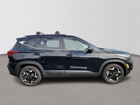 Certified 2024 Kia Seltos EX image 7