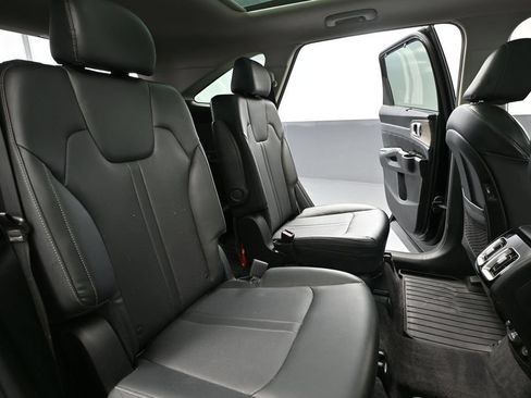 Used 2021 Kia Sorento EX AWD/4WD image 39
