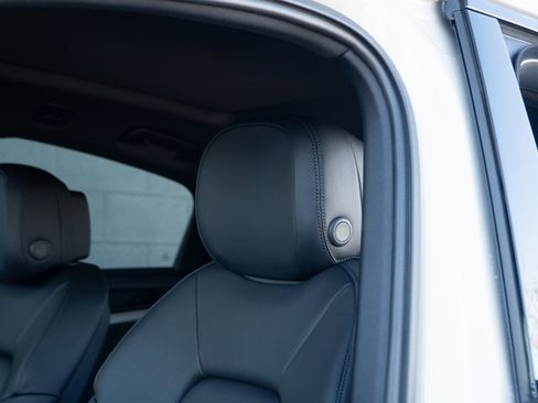 New 2026 Porsche Cayenne S image 19