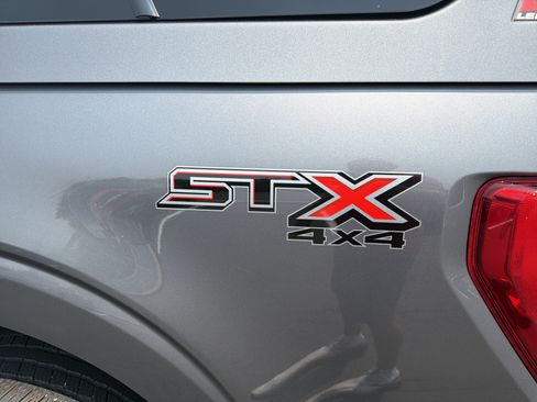 Certified 2021 Ford F150 XL w/ STX Appearance Package AWD/4WD image 24