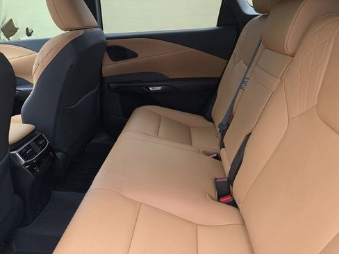 Used 2025 Lexus RX 350 Premium Plus w/ Accessory Package (Z1) FWD image 19