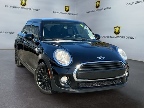 Used 2017 MINI Cooper 4-Door Hardtop image 3