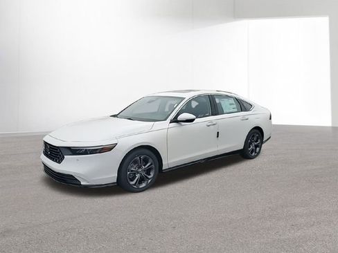 New 2025 Honda Accord EX-L image 4