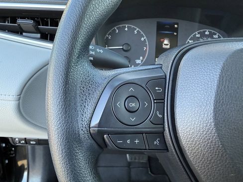 Used 2023 Toyota Corolla Cross L image 26