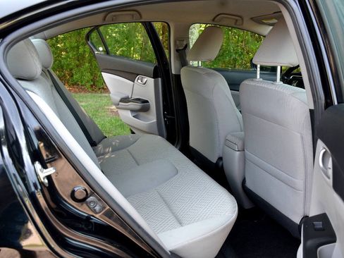 Used 2014 Honda Civic LX image 7