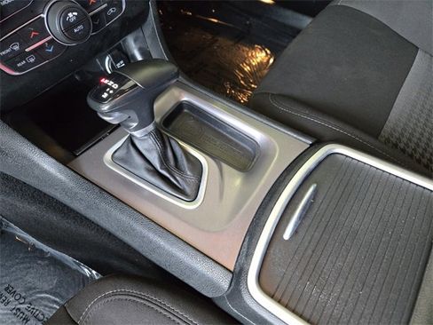 Used 2023 Dodge Charger Scat Pack w/ Technology Group image 18