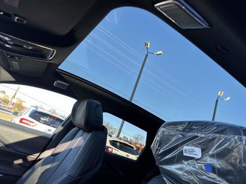 New 2026 Cadillac Lyriq Premium Luxury image 17