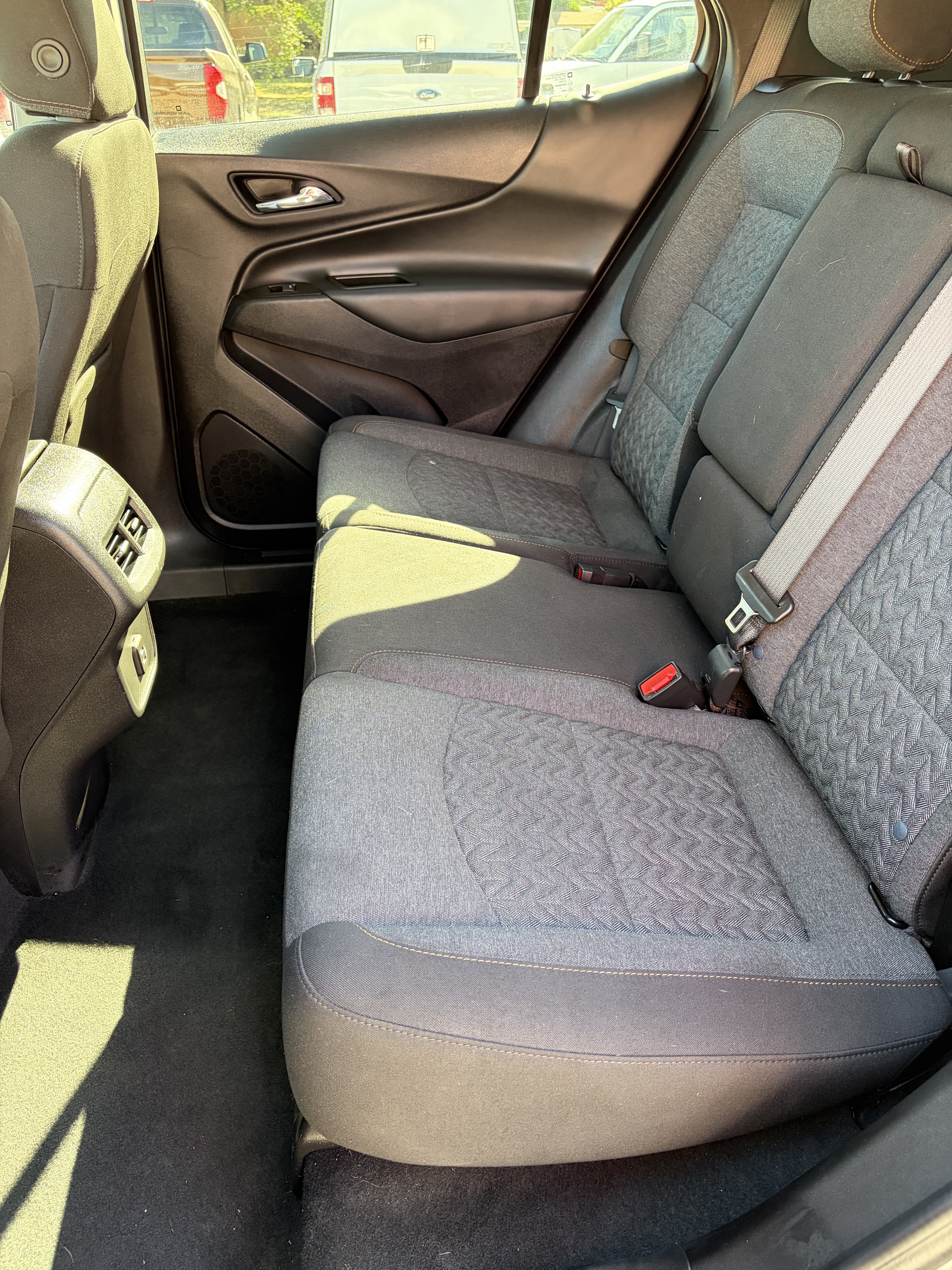Used 2023 Chevrolet Equinox LT w/ Driver Convenience Package AWD/4WD image 17