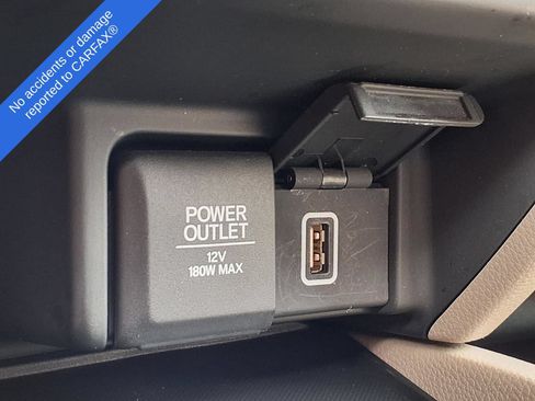 Used 2019 Honda Pilot Touring image 27