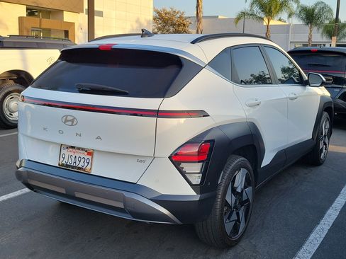 Used 2024 Hyundai Kona Limited FWD image 5
