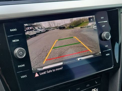 Used 2022 Volkswagen Arteon SE FWD image 23