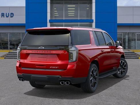 New 2026 Chevrolet Suburban RST w/ Comfort Package AWD/4WD image 28