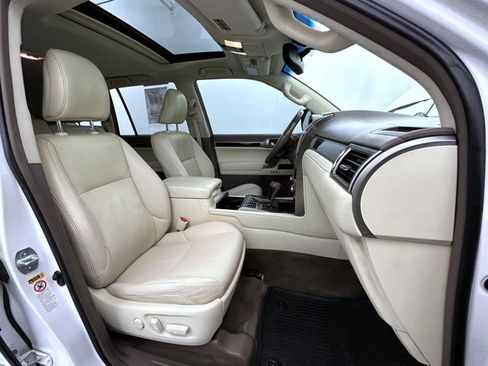 Used 2014 Lexus GX 460 Luxury image 15