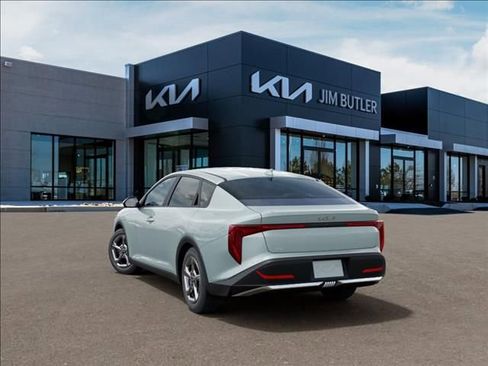 New 2026 Kia K4 FWD image 4