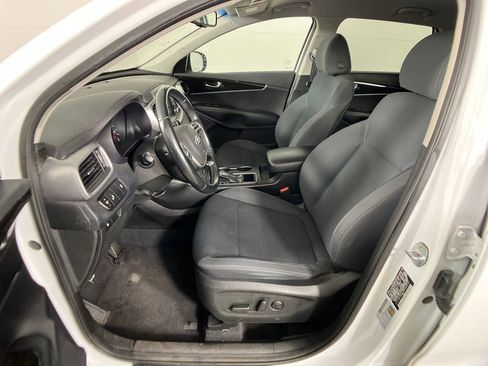Used 2019 Kia Sorento LX w/ Option Group 020 image 28