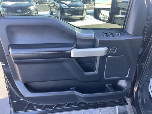 Used 2015 Ford F150 Lariat w/ Equipment Group 501A Mid image 17