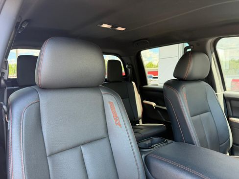 Used 2023 Nissan Titan PRO-4X w/ Pro-4x Convenience Package AWD/4WD image 27