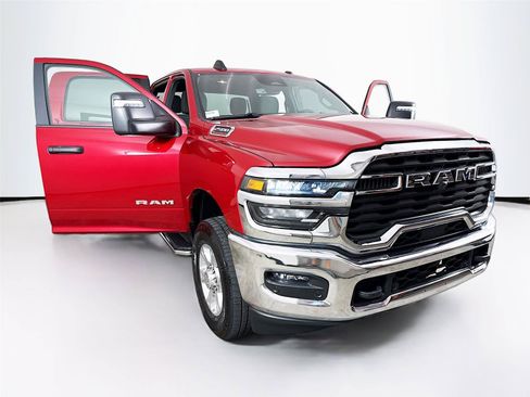 Used 2026 RAM 2500 Big Horn AWD/4WD image 42