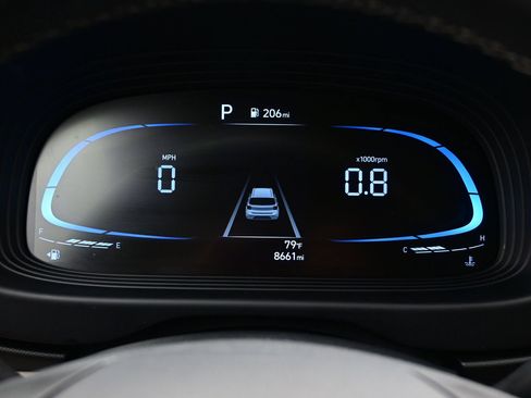 Certified 2026 Hyundai Venue SEL FWD image 25