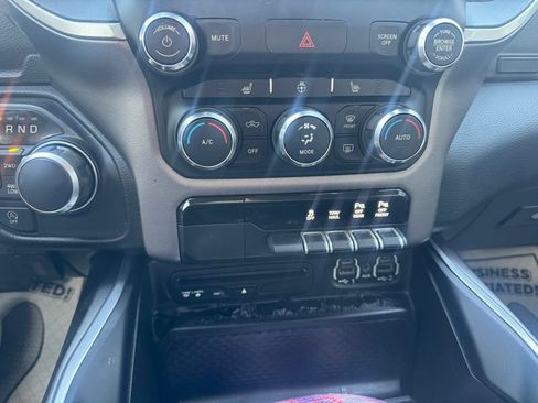 Used 2019 RAM 1500 Big Horn AWD/4WD image 24