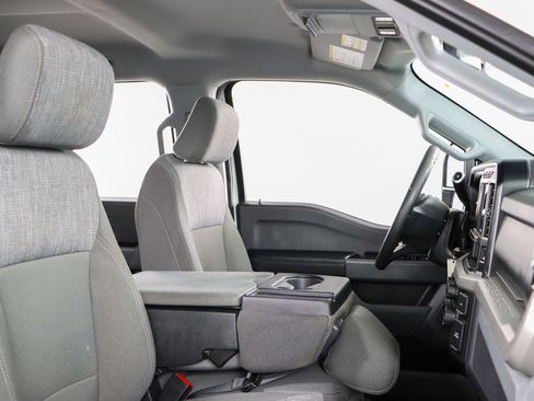 Used 2023 Ford F250 XLT w/ FX4 Off-Road Package image 27