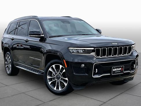 Used 2021 Jeep Grand Cherokee L Overland w/ Luxury Tech Group IV image 3