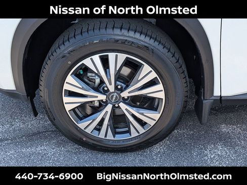Certified 2023 Nissan Rogue SV AWD/4WD image 30