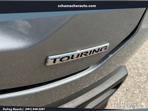 Used 2023 Honda Pilot Touring image 16