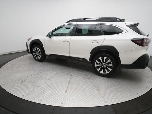 Certified 2023 Subaru Outback Limited image 12
