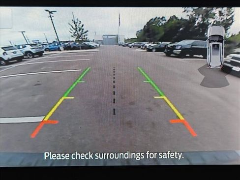 Used 2021 Ford Explorer XLT RWD image 13
