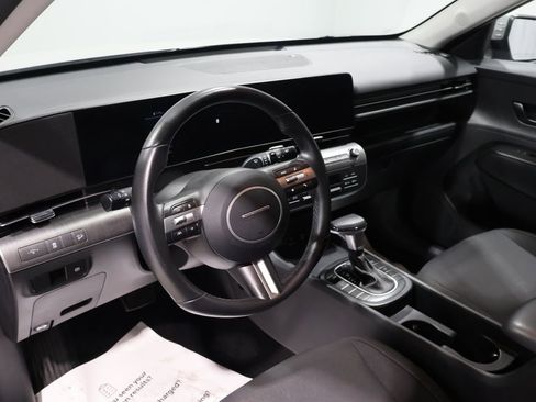 Used 2024 Hyundai Kona SEL image 15