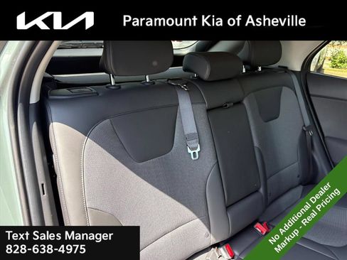 New 2026 Kia Niro EX FWD image 24