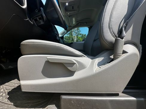 Used 2018 Chevrolet Silverado 1500 W/T RWD image 16