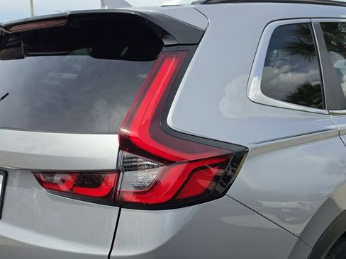 Used 2023 Honda CR-V Sport Touring image 10