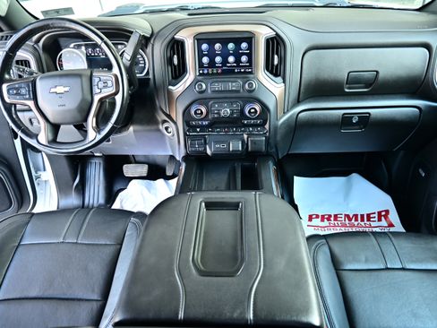 Used 2022 Chevrolet Silverado 2500 High Country AWD/4WD image 19
