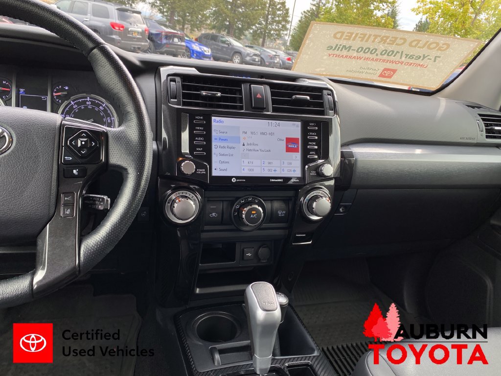 Used 2023 Toyota 4Runner TRD Off-Road Premium w/ Moonroof Package AWD/4WD image 17